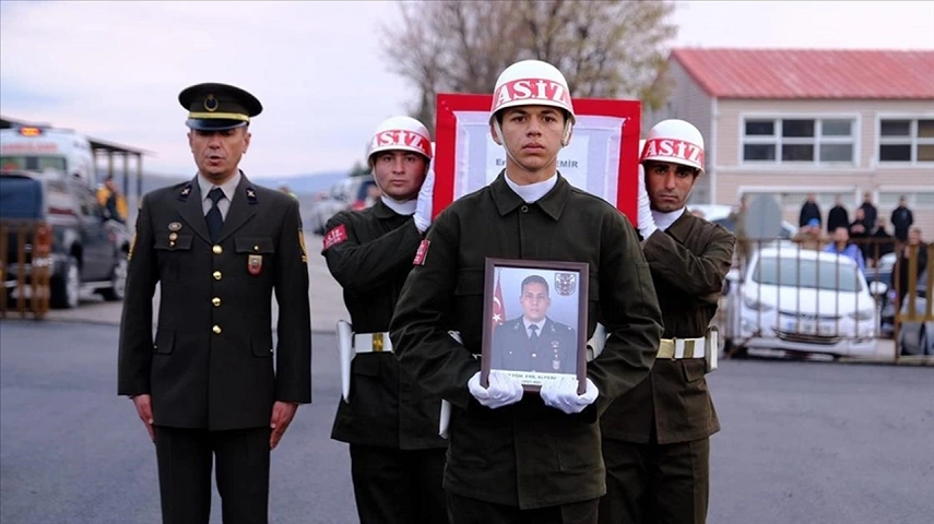 Pençe-Kilit Operasyonu bölgesinde şehit olan asker için Şırnak’ta tören yapıldı