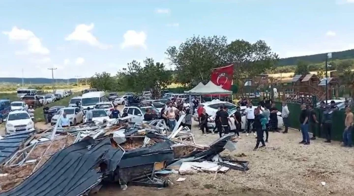 Edirne Valiliği kararıyla ’tiny house’ yapılarının yıkımı esnasında ortalık karıştı