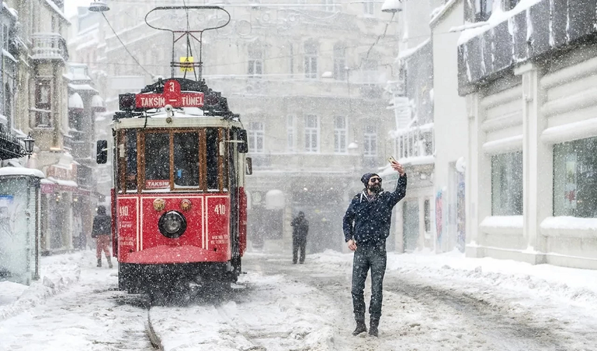 AKOM açıkladı! İşte İstanbul’da kar yağışı beklenen ilçeler