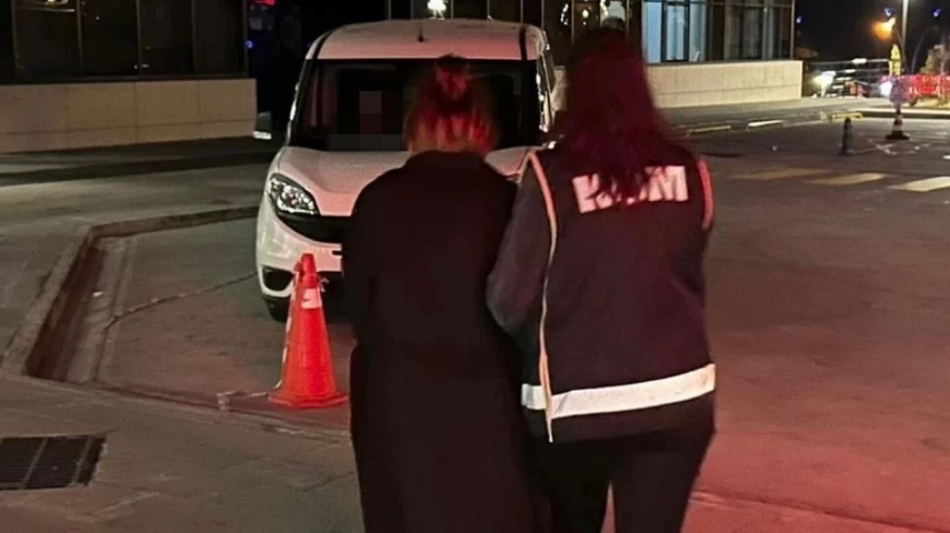 Kırmızı bültene aranıyordu! Türk polisi Muğla’da yakaladı